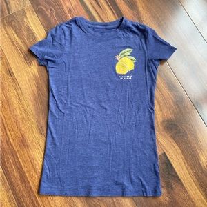 4/$20 Aeropostale Classic Crew Slim Fit Lightweight Lemon Graphic T-Shirt